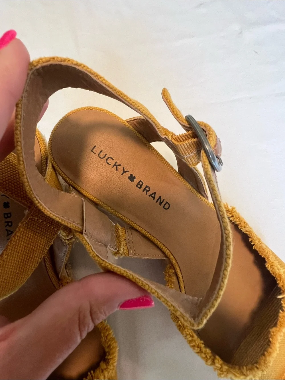 Lucky Brand Mustard Yellow Canvas Mindra Espadrille Wedge Sandals Sz 8